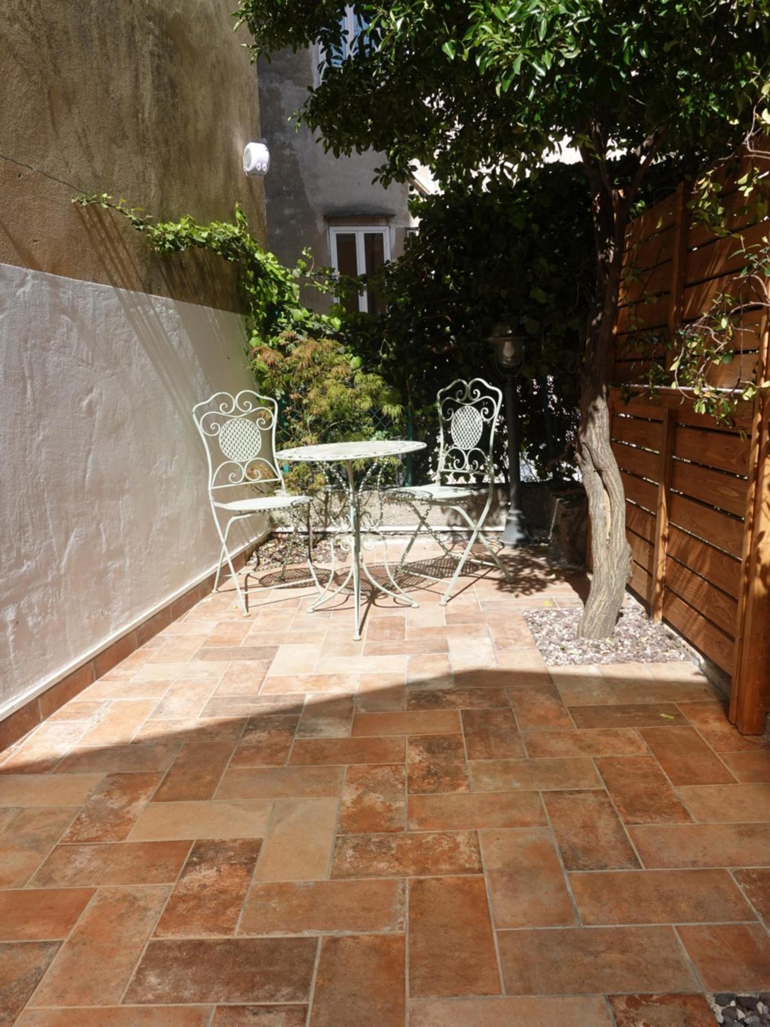 Cavana Cosy Apartment With Garden Near The Sea Trieste Exterior photo